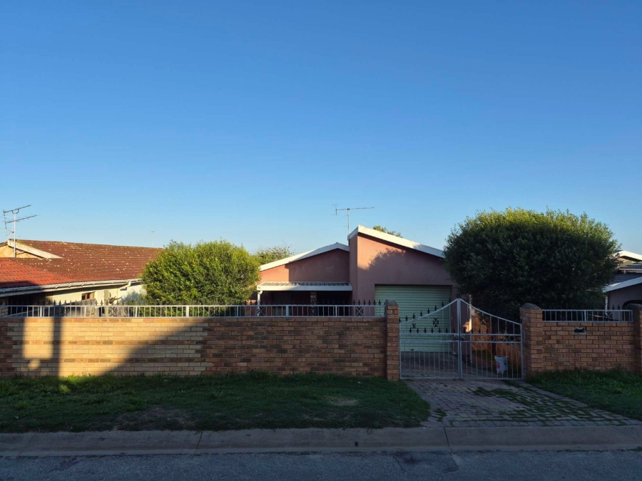 3 Bedroom Property for Sale in Kwamagxaki Eastern Cape